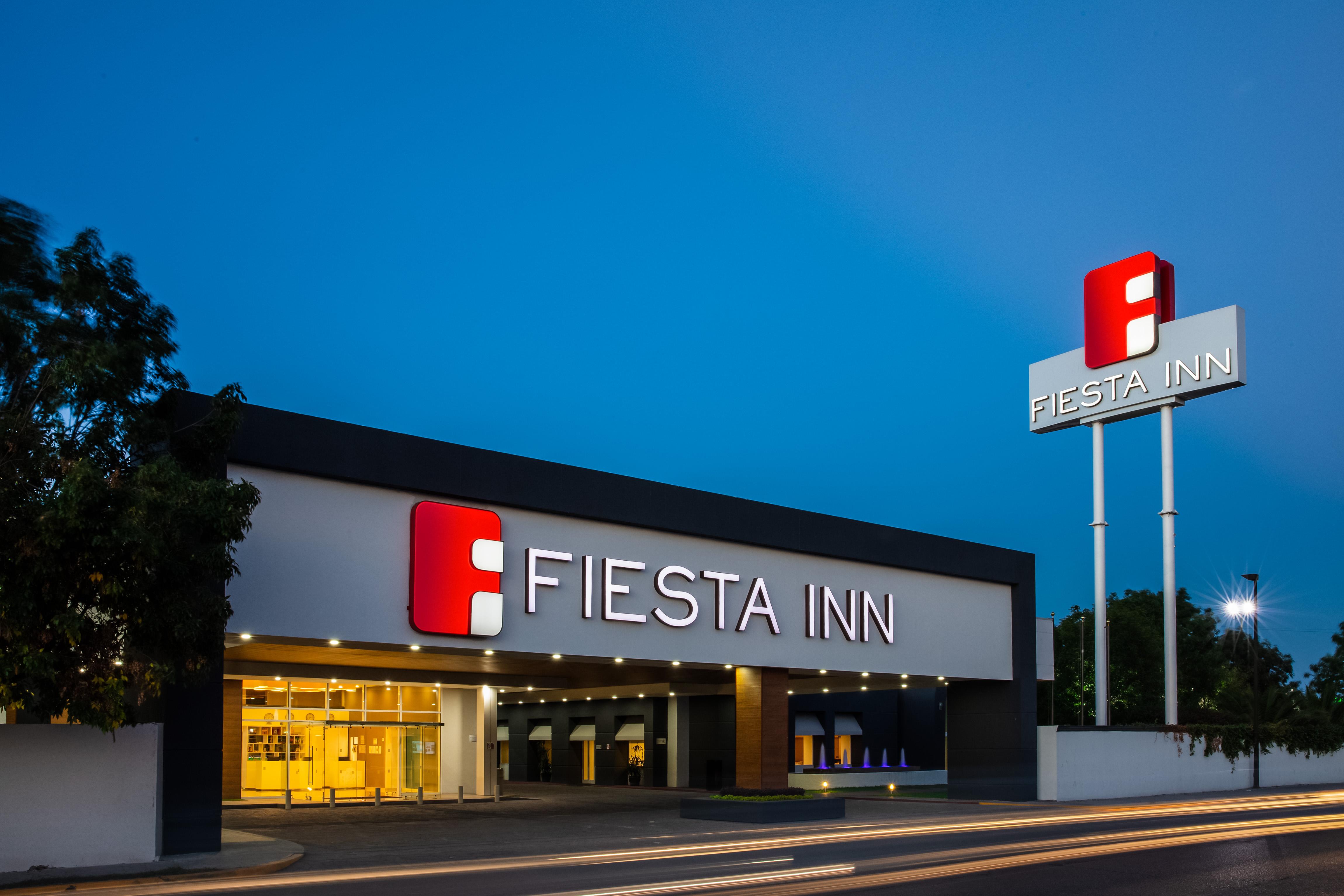 Fiesta Inn San Luis Potosi Glorieta Juarez Exterior photo