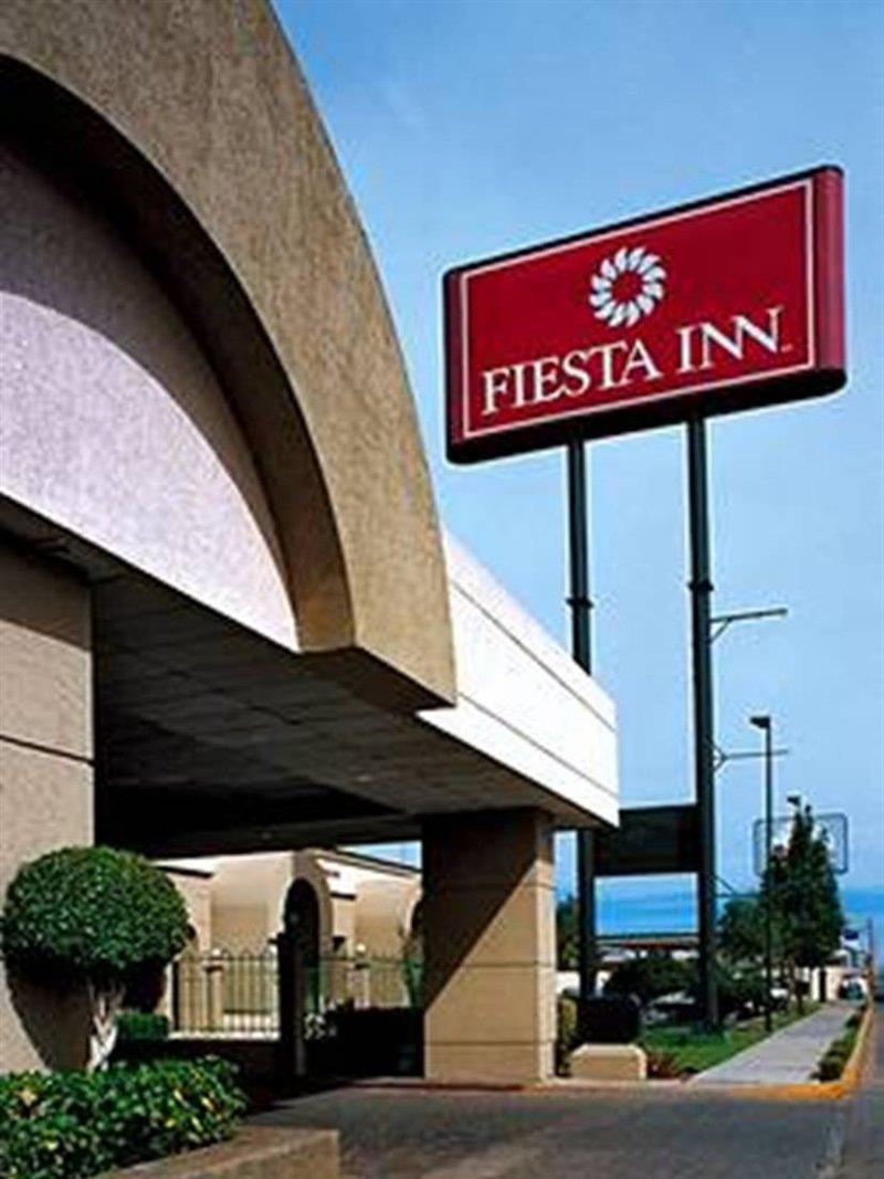 Fiesta Inn San Luis Potosi Glorieta Juarez Exterior photo