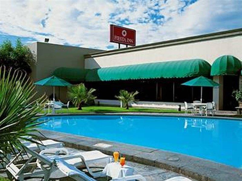 Fiesta Inn San Luis Potosi Glorieta Juarez Exterior photo